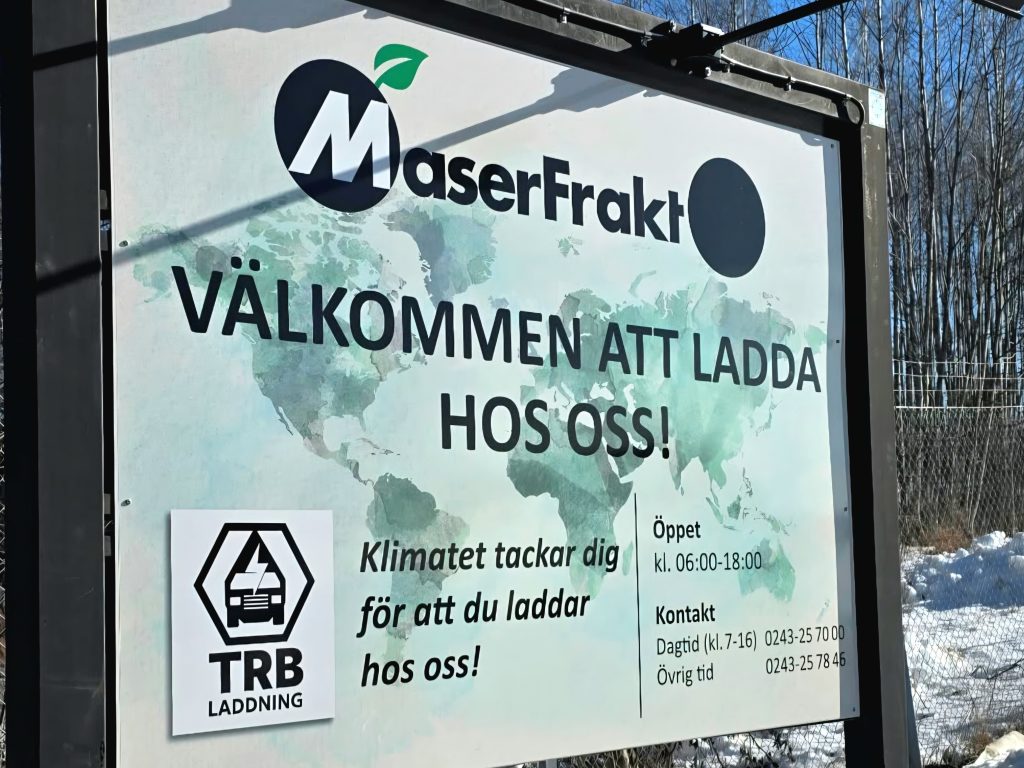 Skylt laddning tunga fordon Borlänge